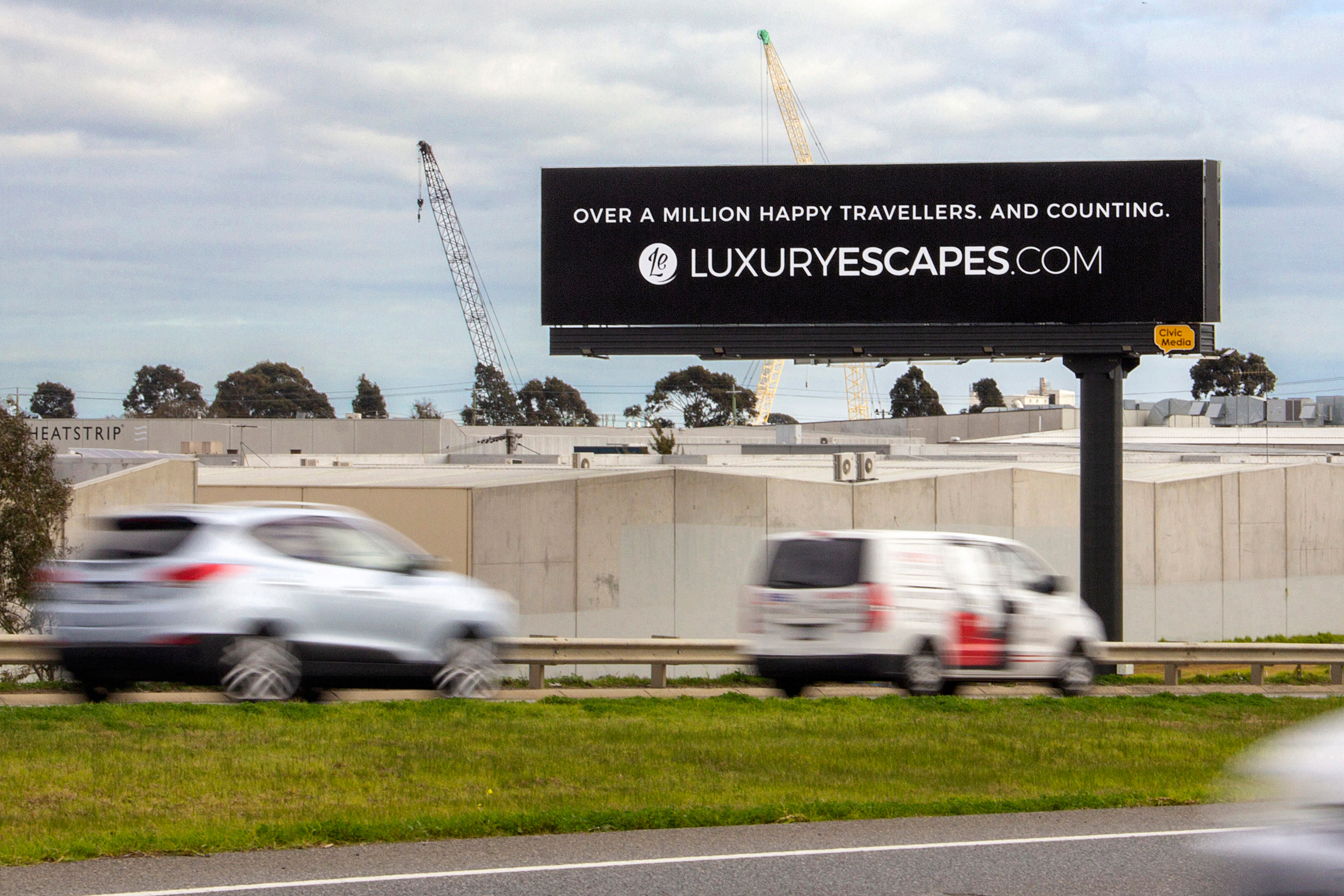 A spectacular classic billboard in Melbourne's outer suburbs